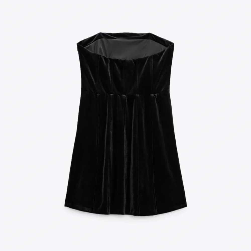 Zara Black Velvet Strapless Corset Dress. NWT. Size Small. - Picture 2 of 3